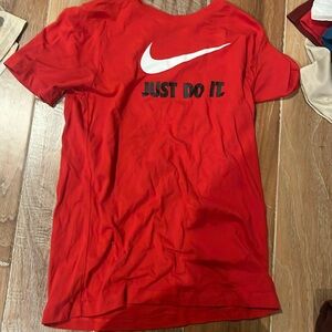 Nike Boys Red Shirt with Logo Size Large